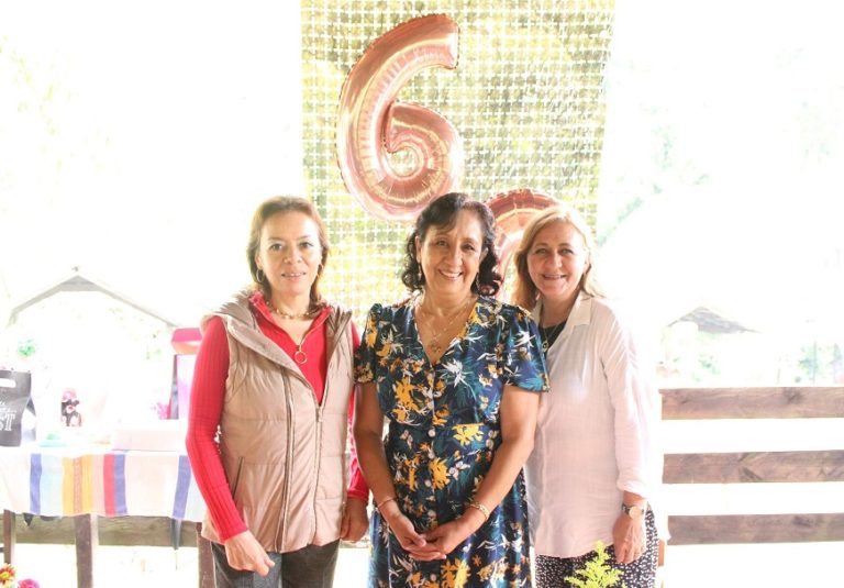 Lupita Palacios, Tere Cuevas e Irma Lomelí.