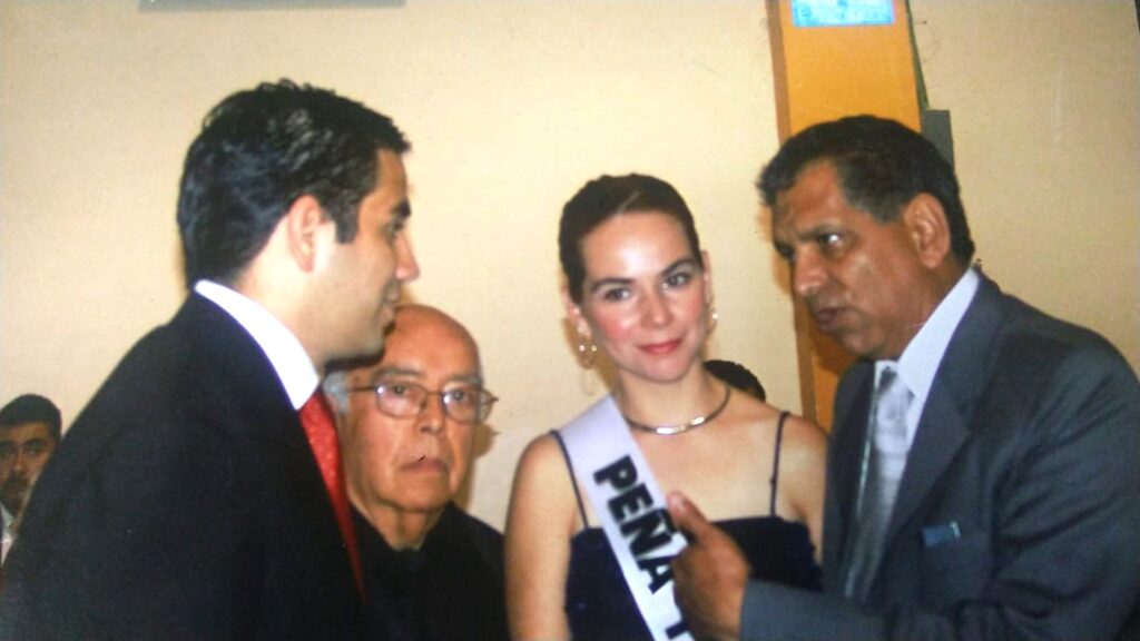 3037 FIDEL HERRERA , ADOLFO MOTA, PILY Y CHAMAQUIS