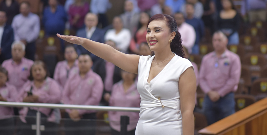DESIGNAN A STEPHANY ROSAS COMO FISCAL ANTICORRUPCIÓN