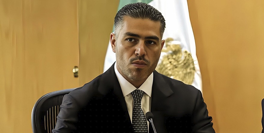 PIERDE HARFUCH GUARDIA NACIONAL, PERO GANA MANDOS EN SSPC