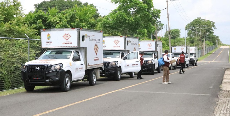 CAMIONETITAS DE LA SALUD LLEGAN A POZA RICA Y OZULUAMA