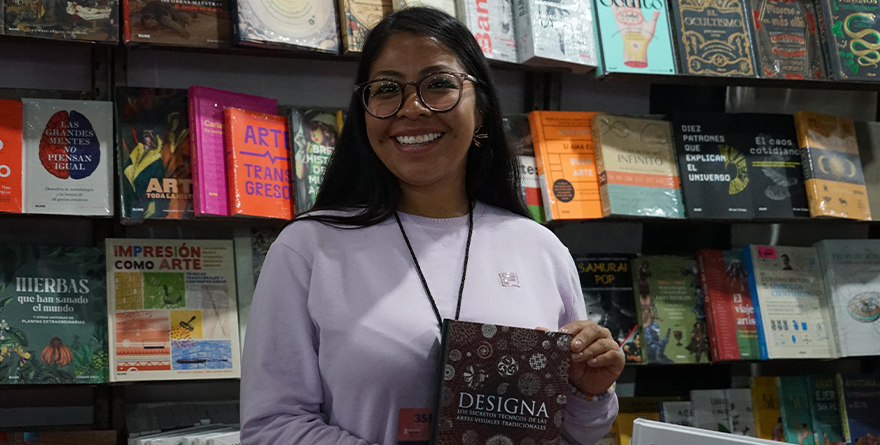 ASISTE A LA 35ª FERIA NACIONAL DEL LIBRO INFANTIL Y JUVENIL