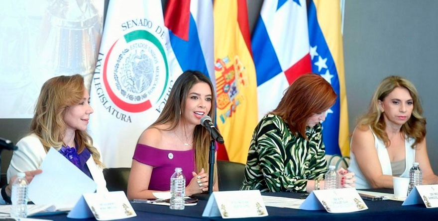 DESTACA RUTH GONZÁLEZ PAPEL FUNDAMENTAL DE LAS MUJERES EN LA TRANSFORMACIÓN DEMOCRÁTICA DEL PAÍS