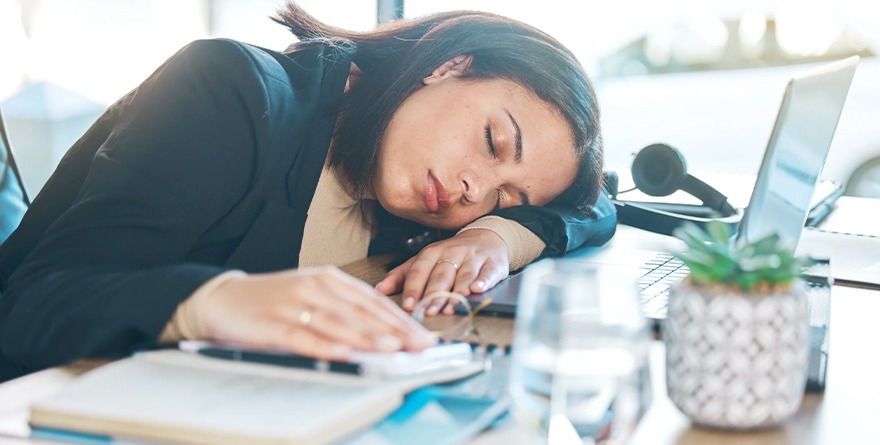 INFÓRMATE SOBRE NARCOLEPSIA