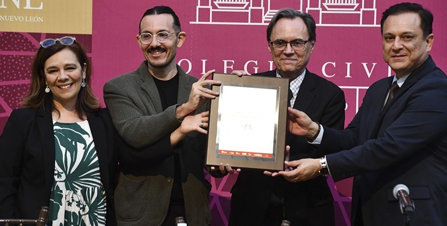 DAVID ANUAR EL PREMIO IBEROAMERICANO DE POESÍA MINERVA MARGARITA VILLARREAL 2025