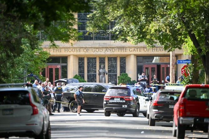 TIROTEO EN ESCUELA DE MINNEAPOLIS DEJA DOS NIÑOS MUERTOS