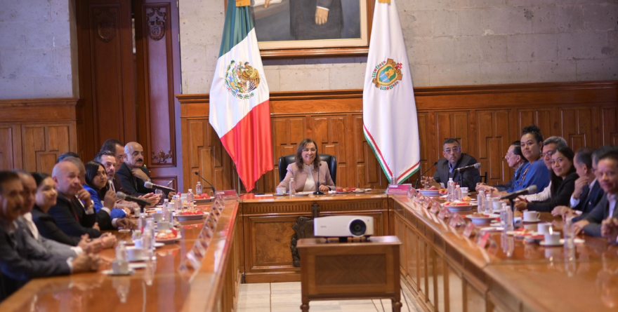 ROCÍO NAHLE Y EMPRESARIOS IMPULSAN DESARROLLO ECONÓMICO DE VERACRUZ