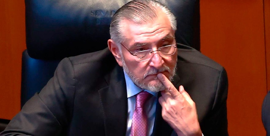 “NO ME ESCUDO EN EL FUERO”: ADÁN AUGUSTO