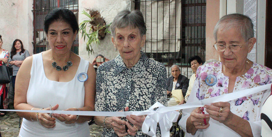 EXPOSICIÓN DEL BORDADO “BERTHA CERVANTES”