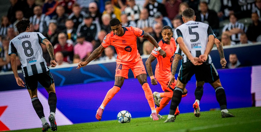 BARCELONA SUPERA AL NEWCASTLE 2 A 1