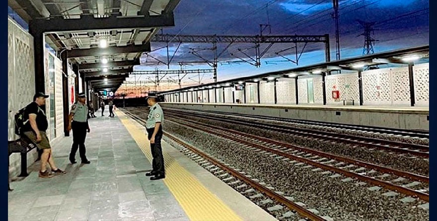 Y UN MES DESPUÉS…  NO REPARAN VÍA