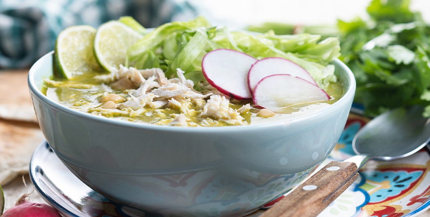 INVITAN CONSUMIR POZOLE EN PORCIONES ADECUADAS