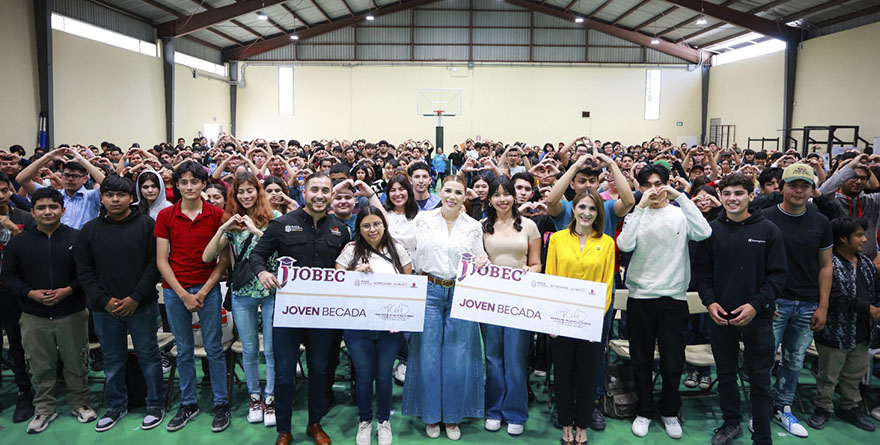 REDUCCIÓN HISTÓRICA DE LA POBREZA Y APOYO A 600 MIL ESTUDIANTES MARCAN GOBIERNO DE MARINA DEL PILAR