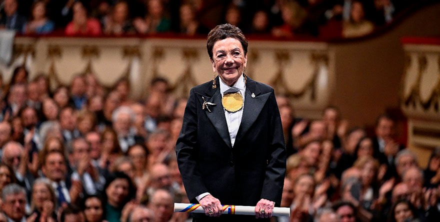 GRACIELA ITURBIDE RECIBE EL PRINCESA DE ASTURIAS