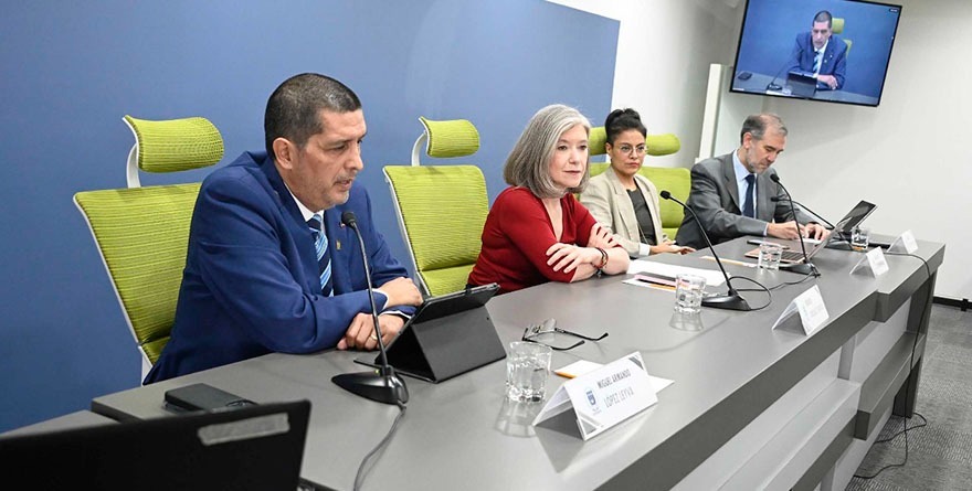 ACADÉMICOS ANALIZAN LA REFORMA ELECTORAL EN LA UNAM