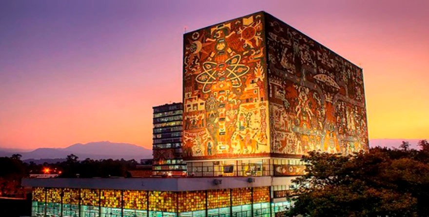 EXIGEN EN LA UNAM LUZ, AGUA Y PAPEL