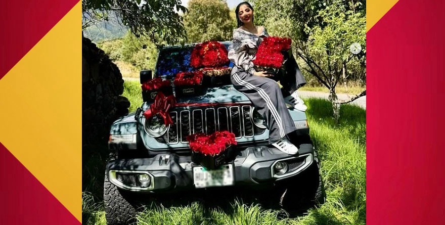 REGALÓ CAPO DETENIDO DE CJNG JEEP A DELEGADA DE BIENESTAR