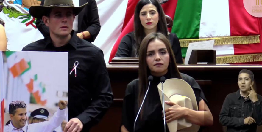 ES GRECIA QUIROZ, VIUDA DE MANZO, NUEVA ALCALDESA DE URUAPAN