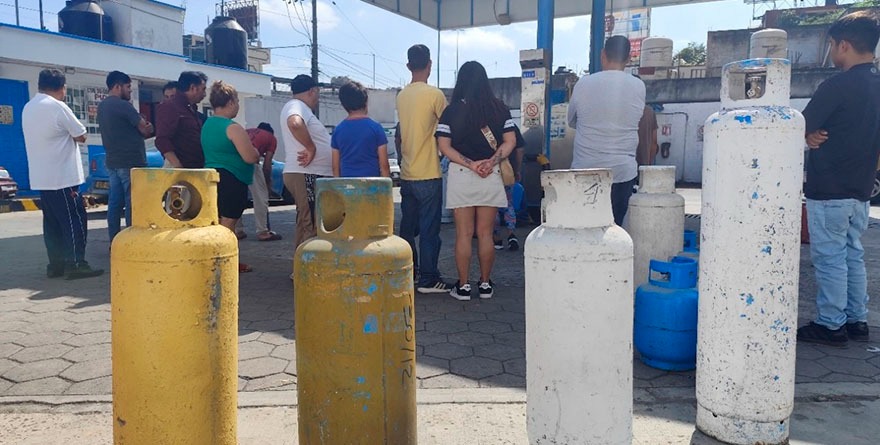 BUSCAN GAS LP POR SU CUENTA