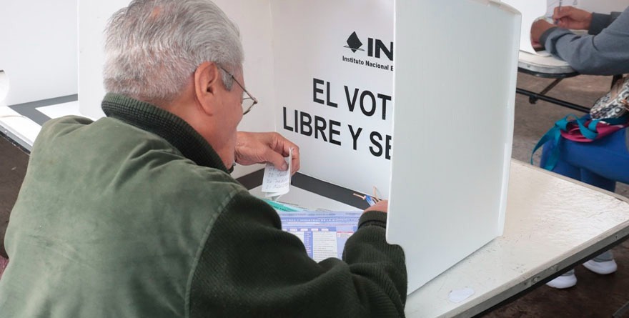DEJAN PASAR ACORDEONES; AHORA PIDEN CASTIGARLOS