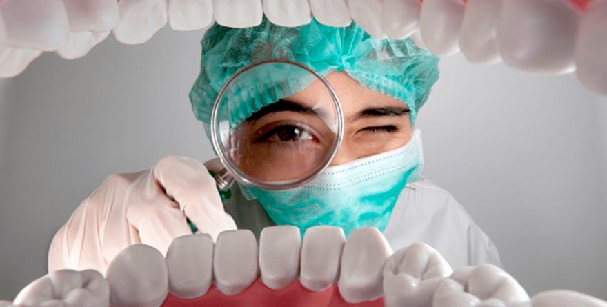 IDENTIFICA Y PREVÉN EL CÁNCER ORAL