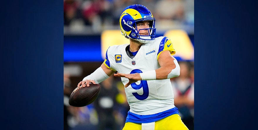 RAMS APALEA A BUCCANEERS Y ES NÚMERO UNO DE LA NFC