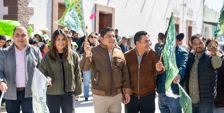 RICARDO GALLARDO LLEVA MEJORAS URBANAS Y CERTIDUMBRE PATRIMONIAL A CEDRAL