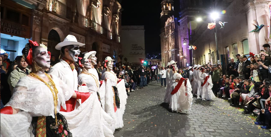 VERACRUZ EN EL GRAN DESFILE DE DÍA DE MUERTOS