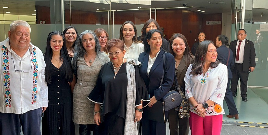 TRES CANDIDATAS PARA LA FGR