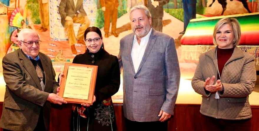 Reconocen la trayectoria de “Catón”