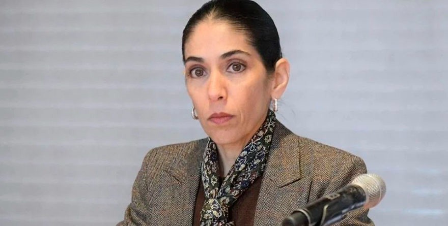 RENUNCIA VERÓNICA HERNÁNDEZ A LA FGE-VERACRUZ