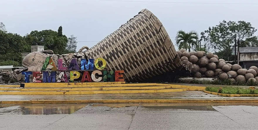 SE DESPLOMA EL MONUMENTO EL COLOTERO, ÍCONO DE ÁLAMO