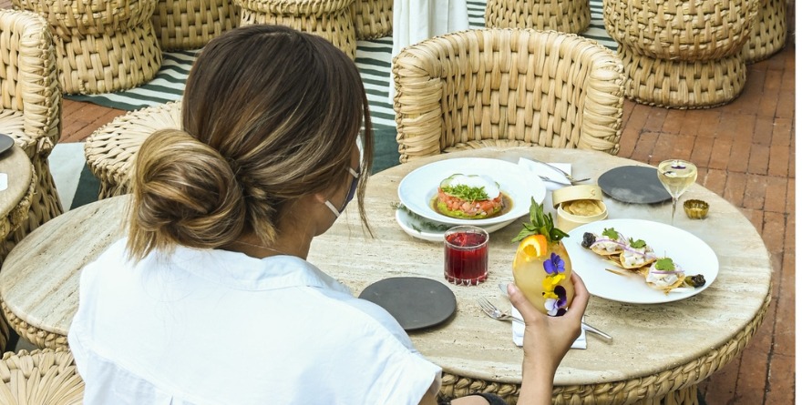 CRECE 7% CONSUMO DE ALCOHOL EN MUJERES