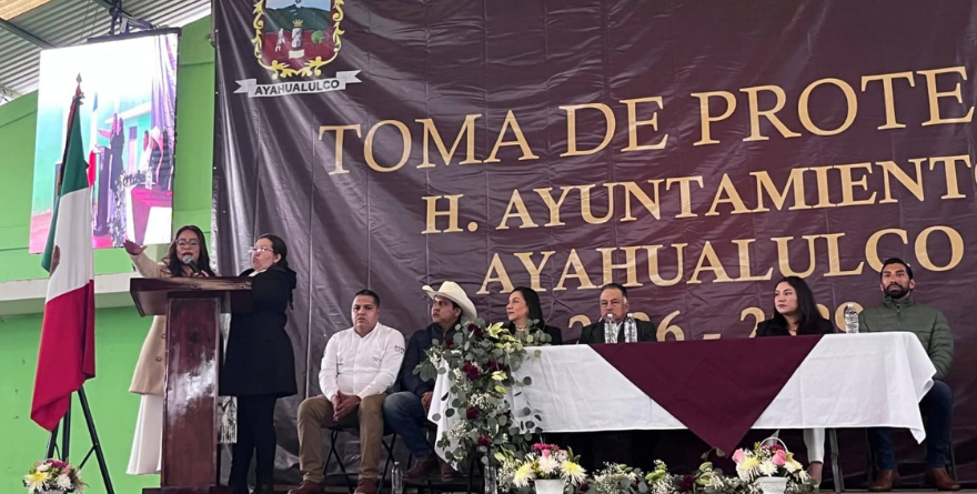 AYAHUALULCO HACE HISTORIA CON LILI PIMENTEL