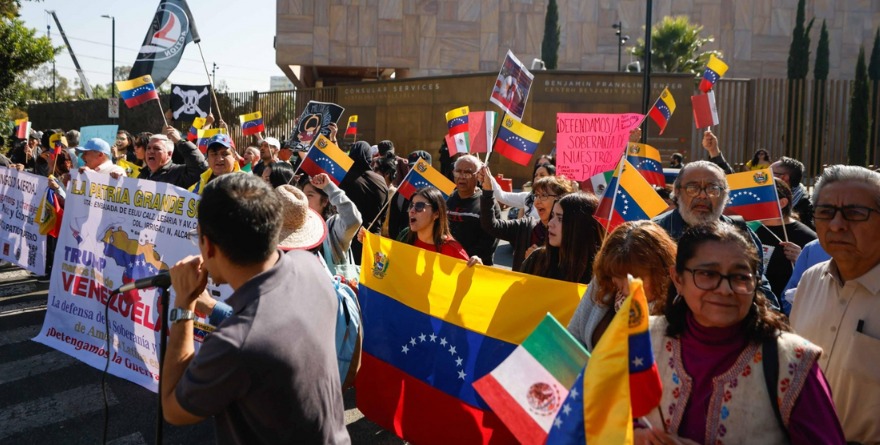 SE MANIFIESTAN EN EMBAJADA DE EU POR VENEZUELA