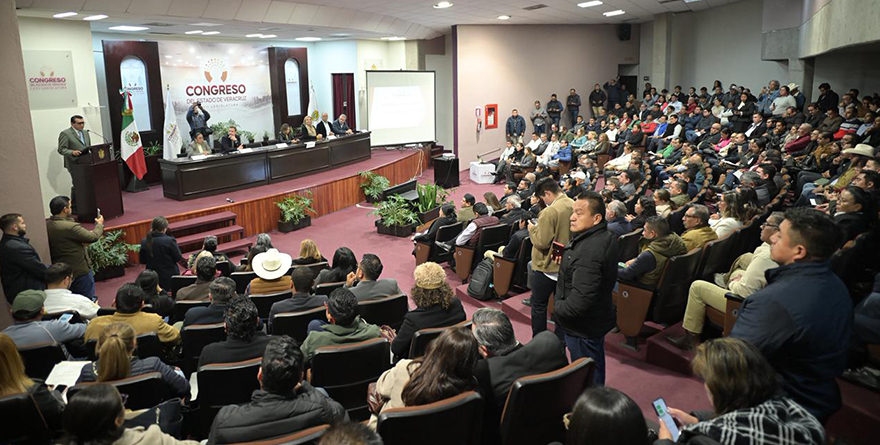 MUNICIPIOS RECIBEN LEYES DE INGRESOS PARA 2026