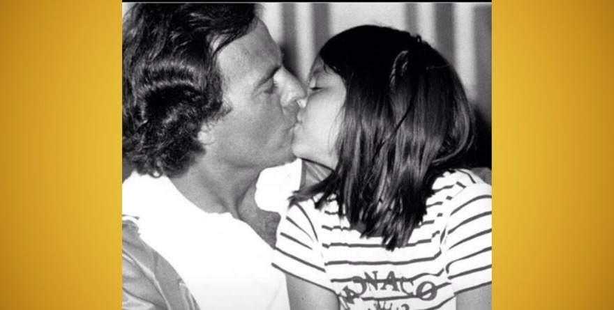 JULIO IGLESIAS: CUANDO EL MITO SE RESQUEBRAJA