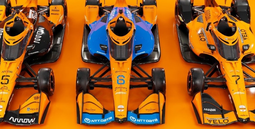 PRESENTA ARROW MCLAREN SUS AUTOS