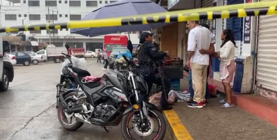MATAN A VENDEDORA TRAS ATAQUE ARMADO EN VERACRUZ
