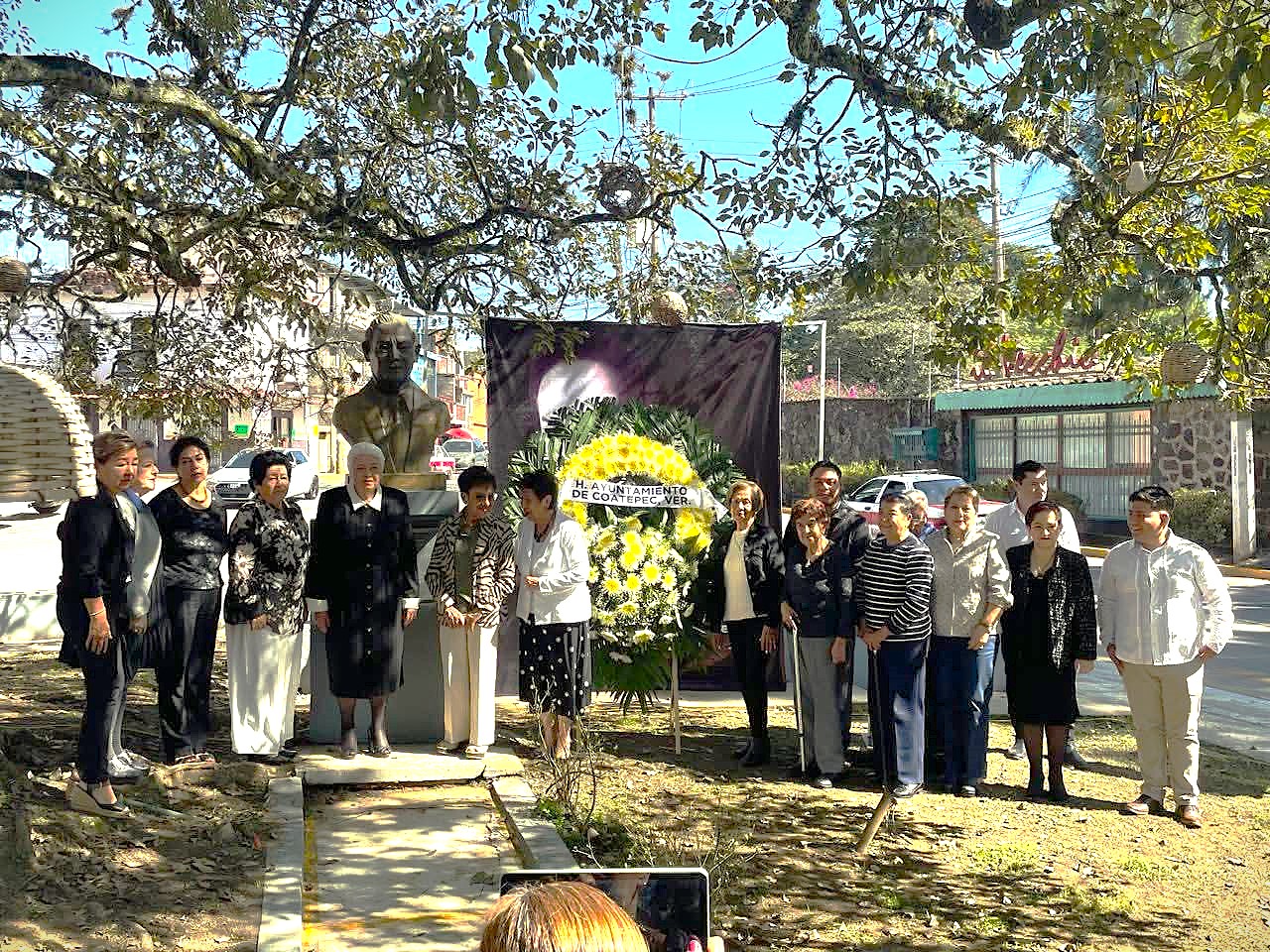 HONRAN EN COATEPEC EL LEGADO VISIONARIO DE JOSÉ ITURRIAGA