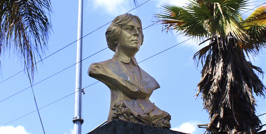 LA GLORIETA MARÍA ENRIQUETA