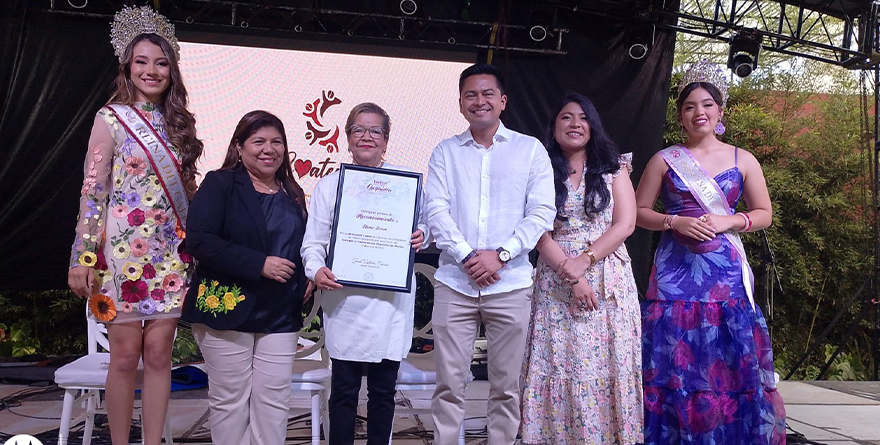 RECONOCIMIENTOS EN EL FESTIVAL INTERNACIONAL DE LA ORQUÍDEA