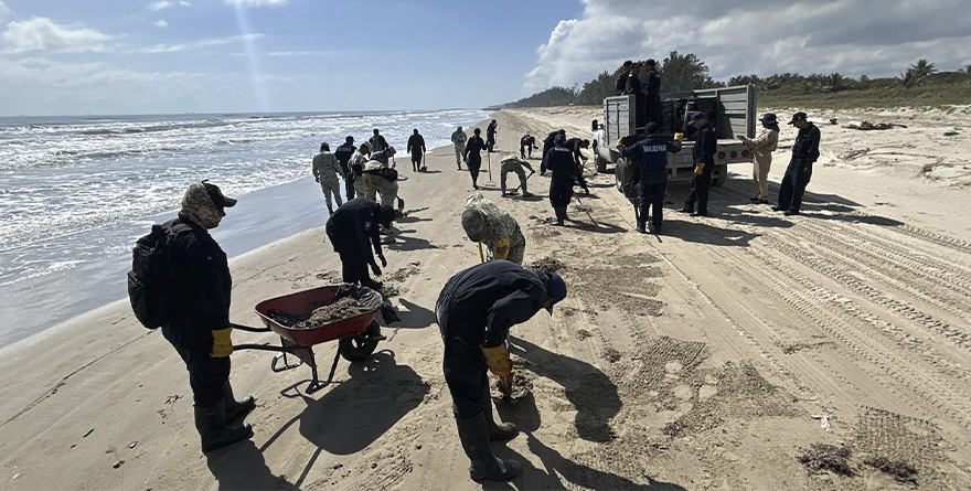 REFUERZAN COMBATE A DERRAME EN EL GOLFO