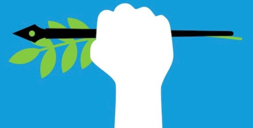 ¿QUIÉNES SON MÁS CARROÑEROS, LOS QUE LA CRITICAN O LOS QUE LE APLAUDEN?