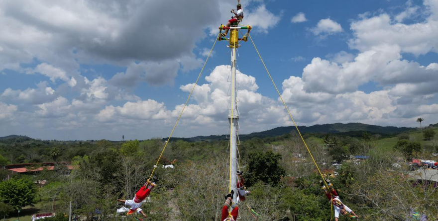 INICIA CUMBRE TAJÍN 2026
