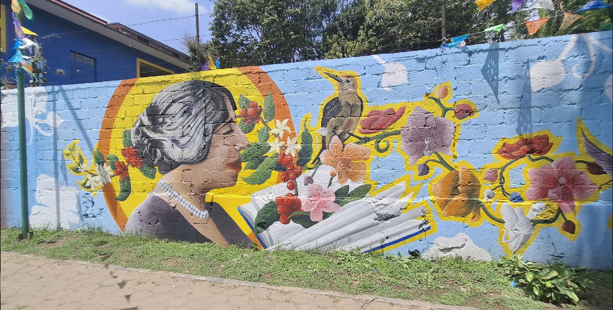 DEVELAN MURAL A MARÍA ENRIQUETA