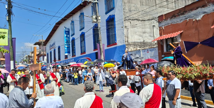 VIERNES DE VIACRUCIS EN COATEPEC