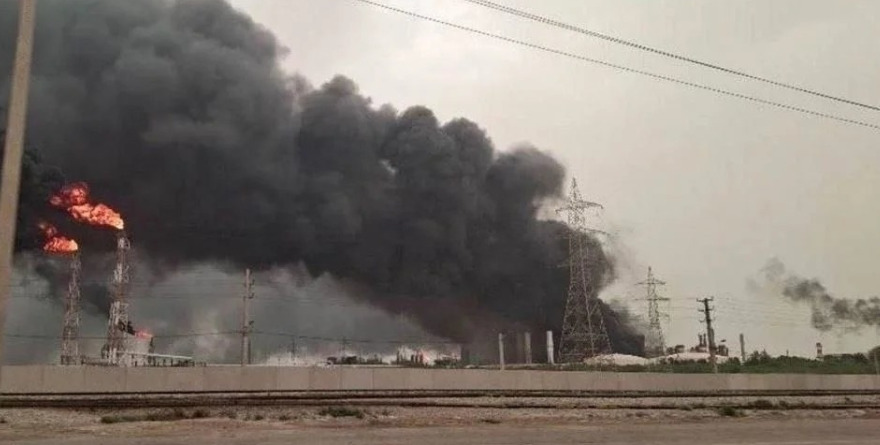 ATACAN ZONA NUCLEAR Y PETROQUÍMICA IRANÍ