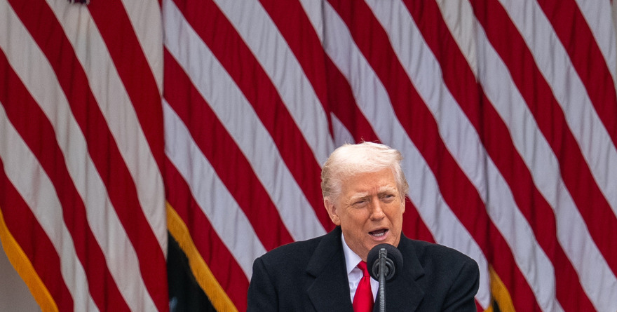 LANZA DONALD TRUMP OTRA AMENAZA