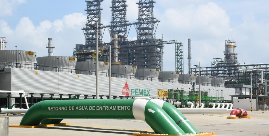 DICE PEMEX QUE ES ‘VAPOR’ Y NO HAY FUGA DE GAS EN DOS BOCAS